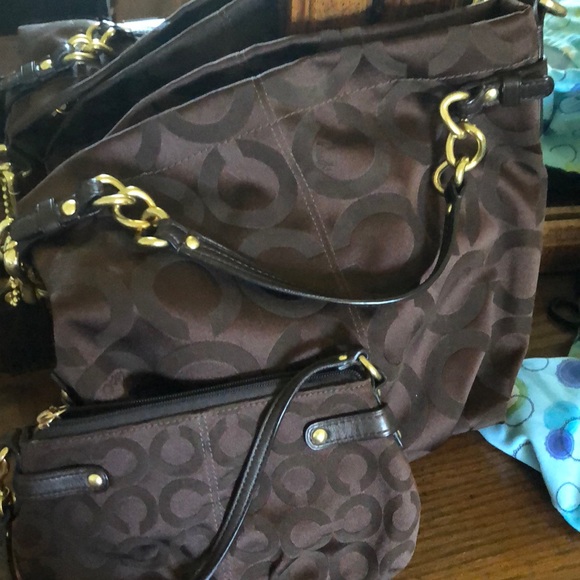 Coach bag and wristlet set - Picture 1 of 4